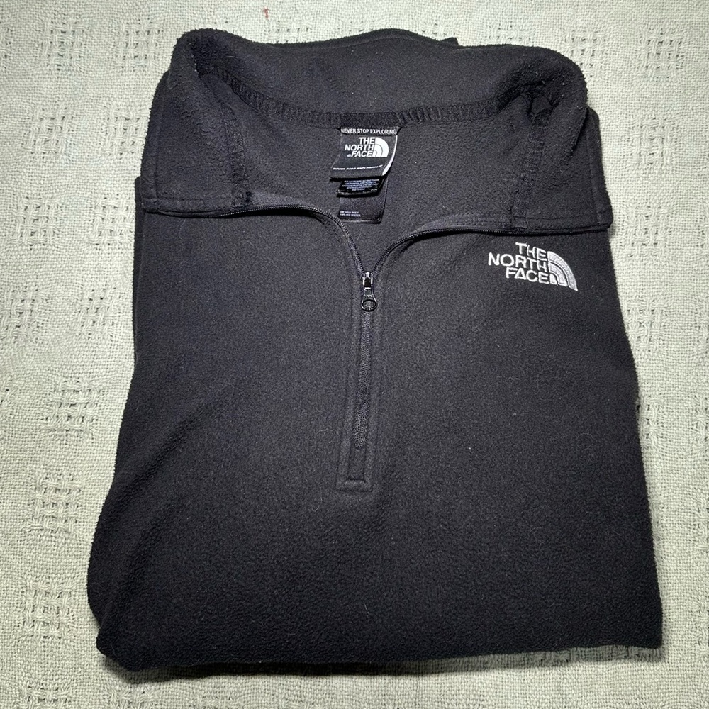 Men’s Black North Face Fleece Quart-Zip